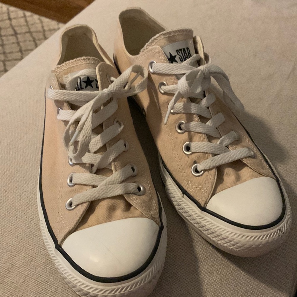 Tan Converse All Star Size 8 VGUC